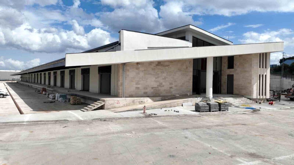 Gebze\'de Yeni Modern Hal Binası Hizmete Girecek