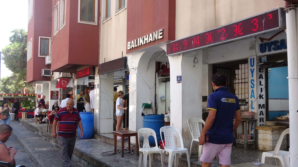 Çanakkale\'de Av Sezonu Başladı, Palamut Tezgahları Şenlendi