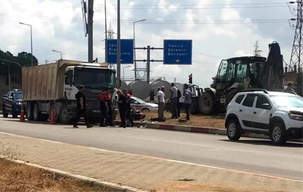 Çanakkale\'de Motosiklet Kazası: Gökhan Güven Hayatını Kaybetti