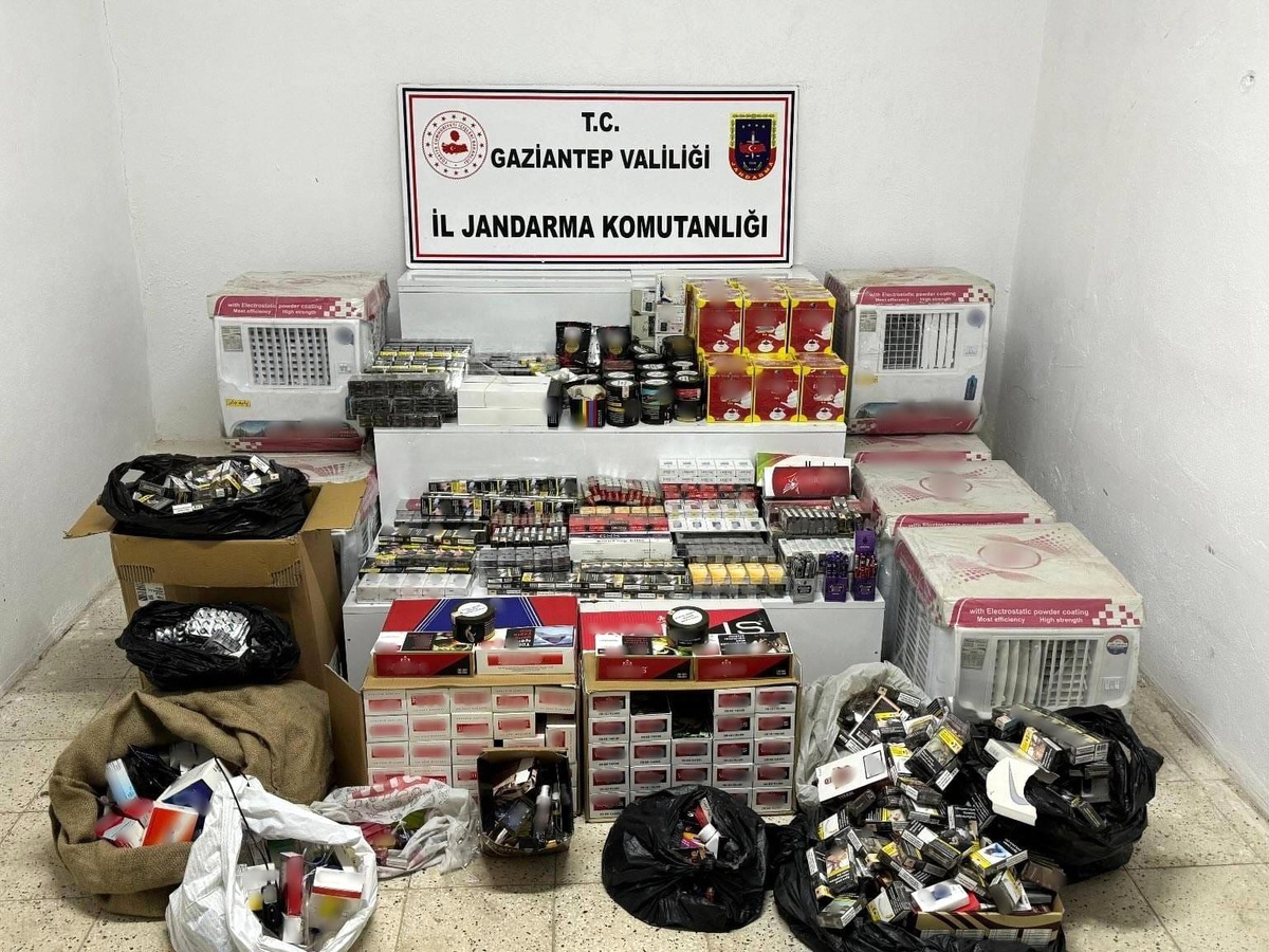 Gaziantep\'te 710 Bin TL\'lik Kaçak Malzeme Ele Geçirildi, 3 Şüpheli Yakalandı