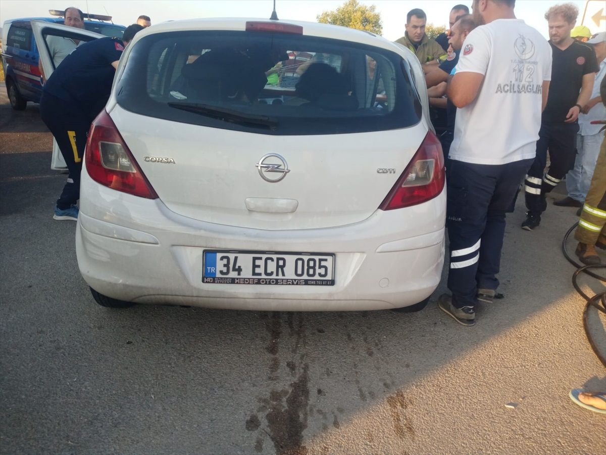 Bursa-Çanakkale kara yolunda trafik kazası: 12 yaralı