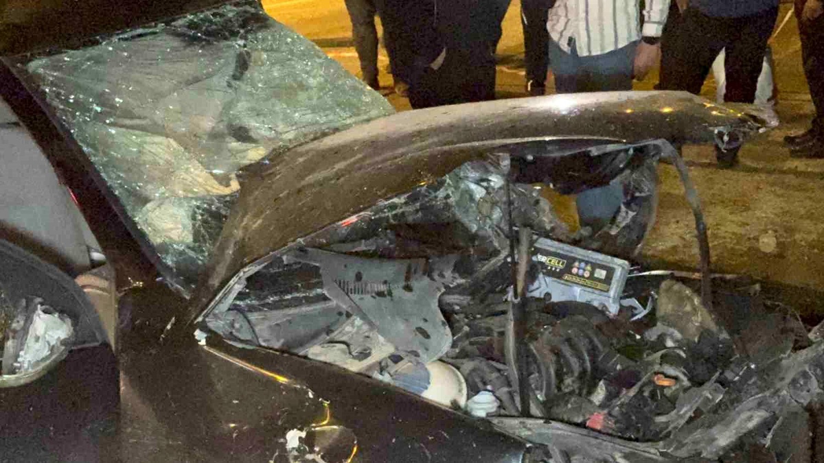 Düzce\'de Sağanak Sebebiyle Meydana Gelen Trafik Kazasında Bir Kişi Hayatını Kaybetti