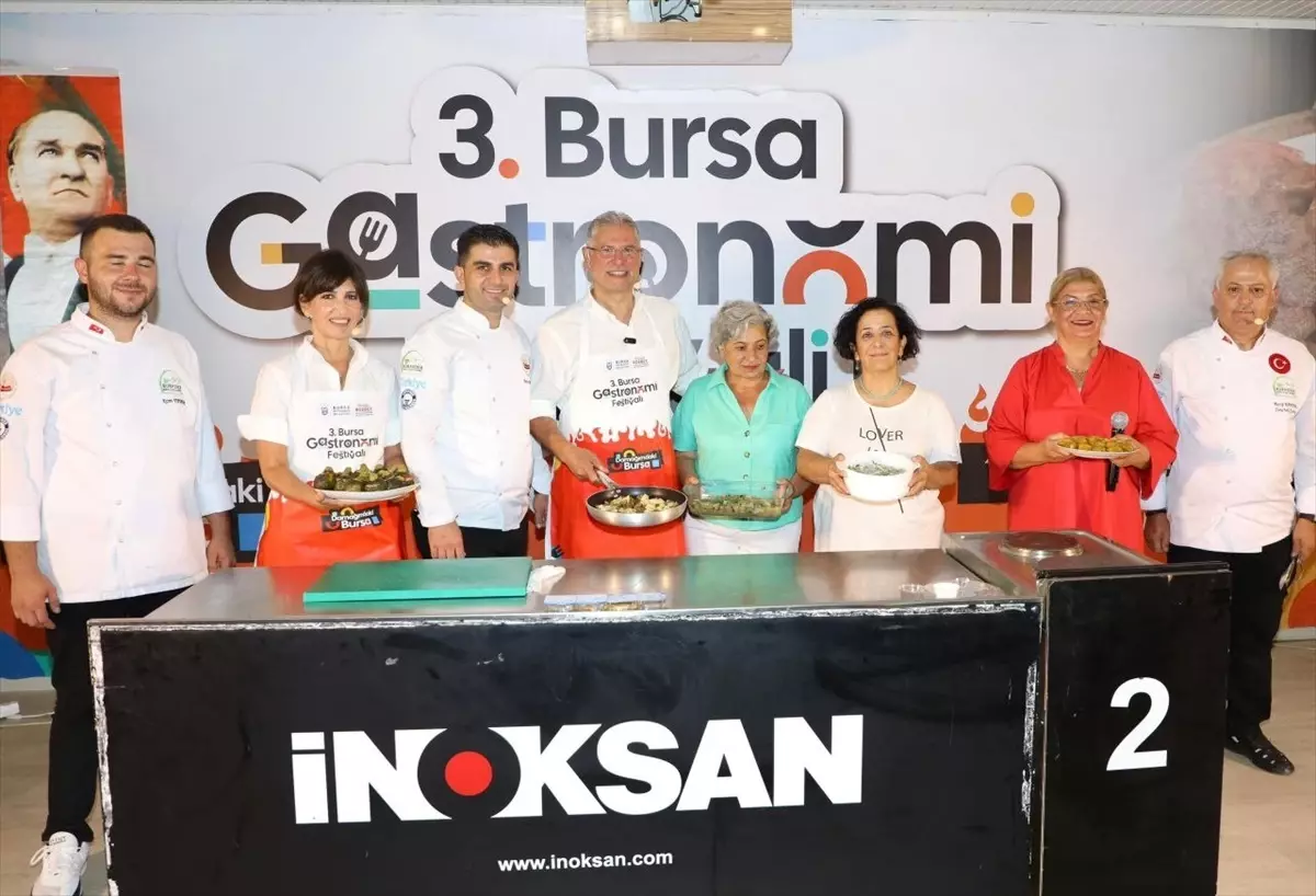 Bursa Gastronomi Tırı Mudanya\'da Lezzet Festivali Düzenledi