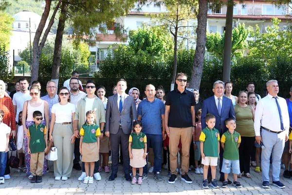 Muğla İl Milli Eğitim Müdürü Emre Çay, Sabri Acarsoy İlkokulunu ziyaret etti