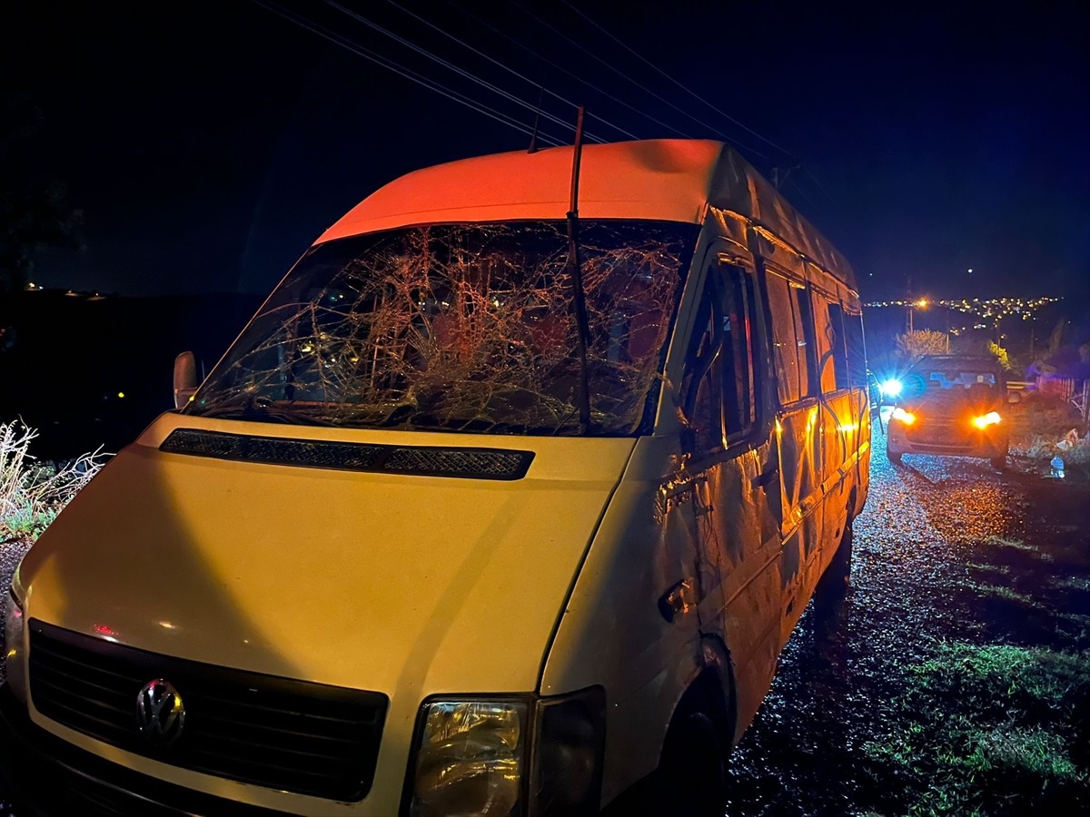Samsun\'da fındık işçilerini taşıyan minibüs devrildi: 15 yaralı