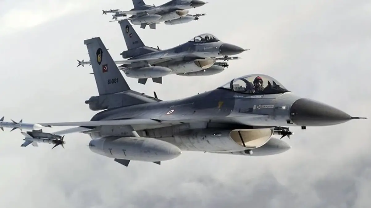 TSK\'dan Kuzey Irak\'a hava harekatı: 20 terör hedefi imha edildi