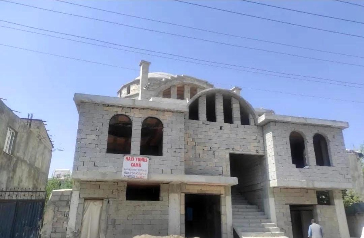Van\'da Yarım Kalan Hacı Yunus Camii İnşaatı İçin Yardım Bekleniyor