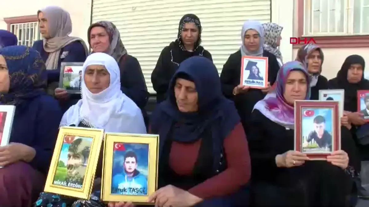 Diyarbakır\'da Evlat Nöbeti 6. Yılında: Ailelerden \'Geri Dön\' Çağrısı