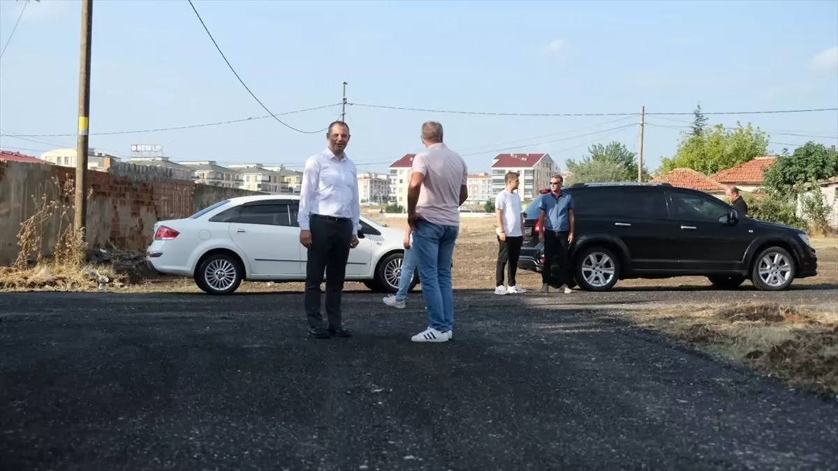 Kırklareli Belediye Başkanı Derya Bulut Yol Yapım Çalışmalarını İnceledi