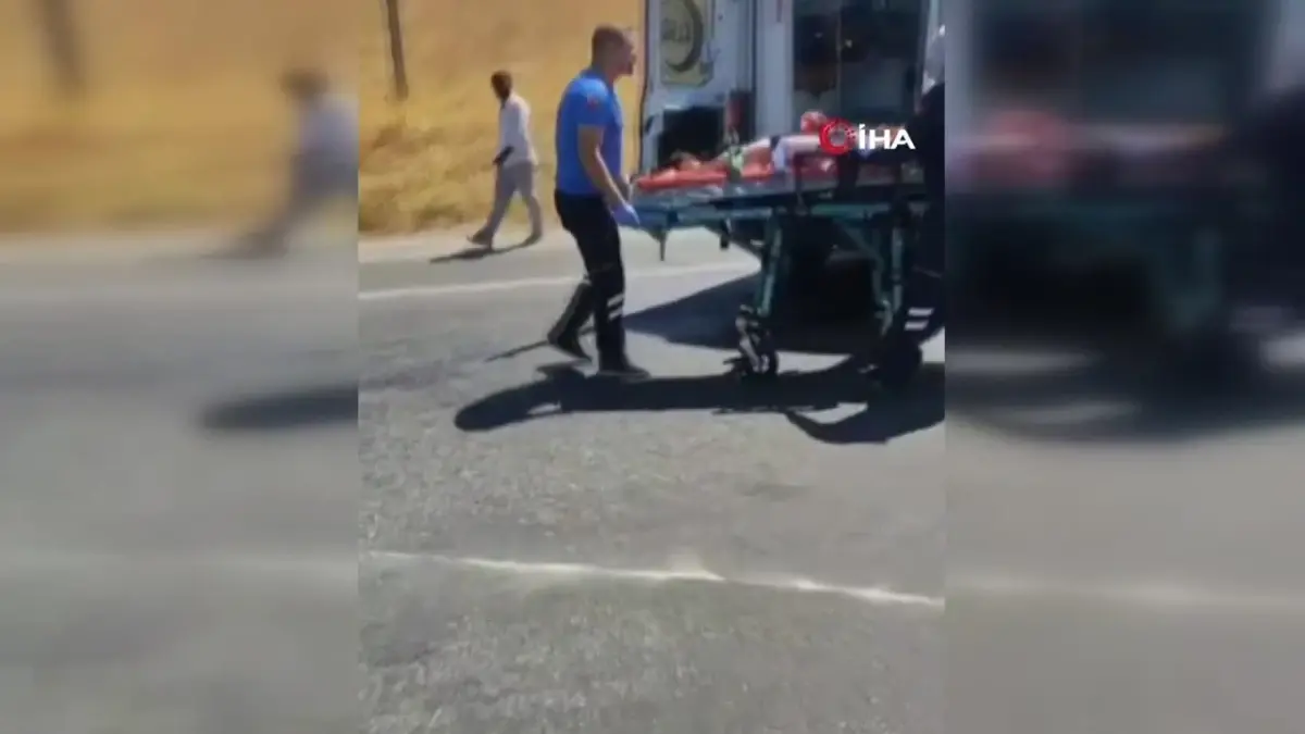 Van\'da Otomobil Çarpışması: 2 Kişi Hayatını Kaybetti