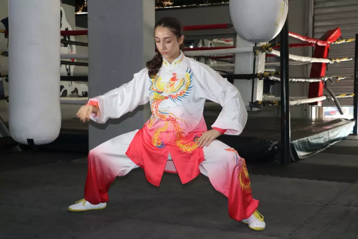 Lina Nisa Akgül, Wushu Taichi Dünya Şampiyonası\'nda Türkiye\'yi Temsil Etti