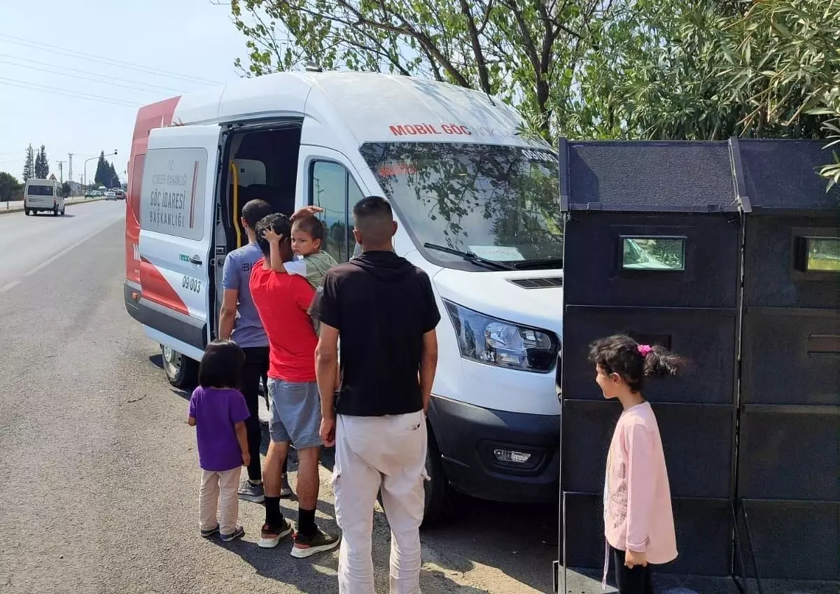 Aydın\'da Düzensiz Göçmenlere Yönelik Denetim: 15 Kişi Yakalandı