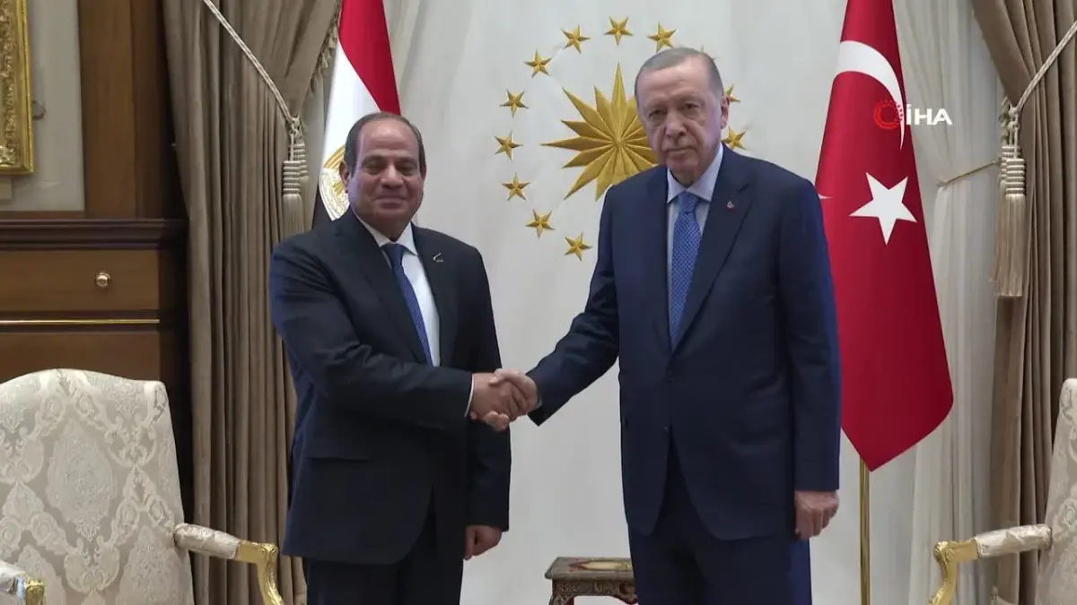 Cumhurbaşkanı Erdoğan, Mısır Cumhurbaşkanı Sisi\'yi Resmi Törenle Karşıladı