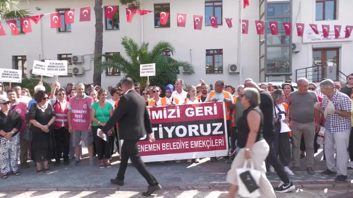 Menemen Belediyesi\'nde İşçilere Polis Müdahalesi