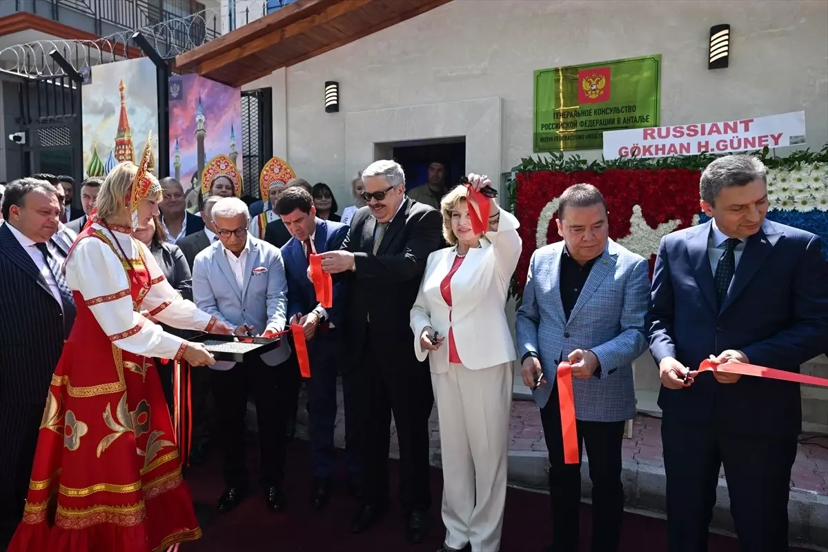 Rusya\'nın Antalya Başkonsolosluğu Yeni Hizmet Binasını Açtı