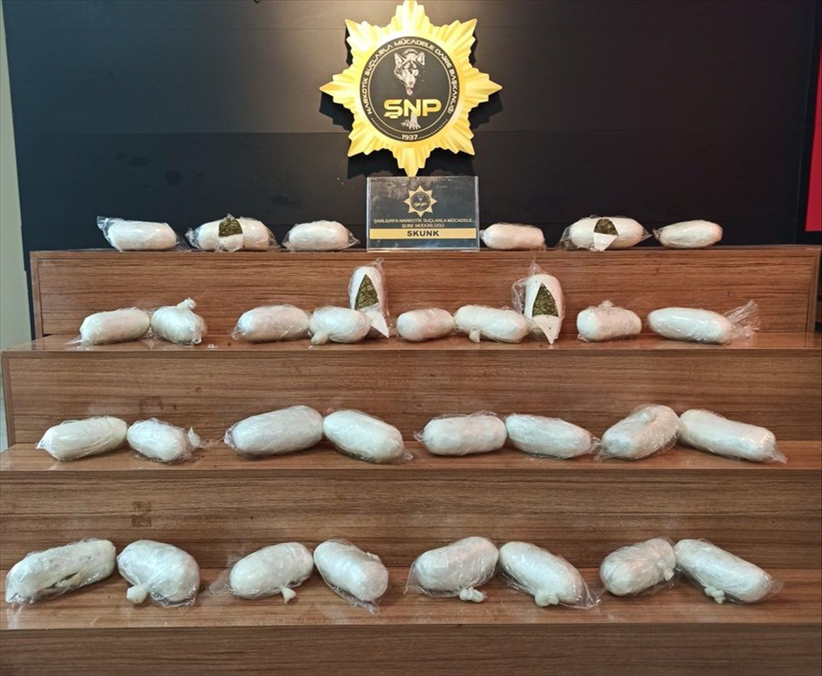 Şanlıurfa\'da Araçtan 10 Kilo Sentetik Uyuşturucu Çıktı