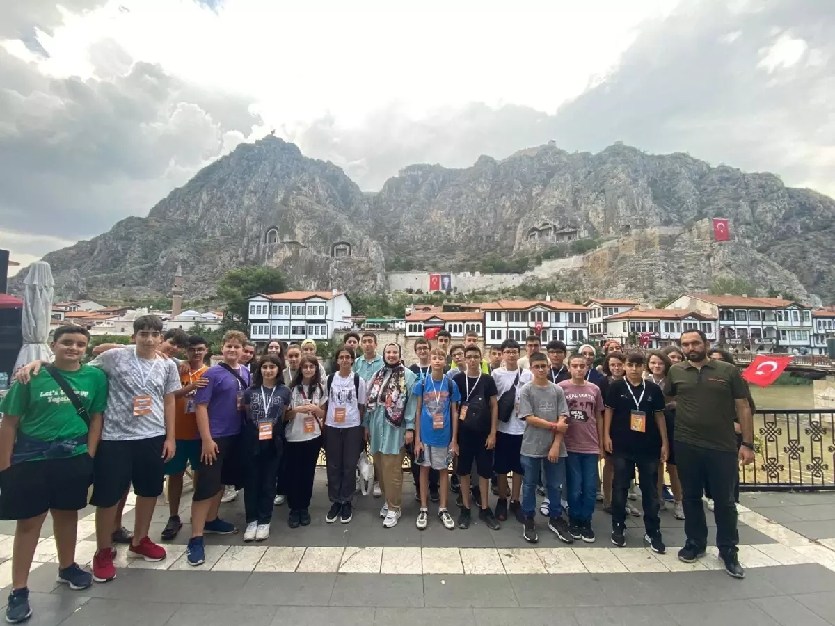 Sultangazi Belediyesi Başarıları Ödüllendirdi: Ortaöğretim Birincilerine Karadeniz Turu