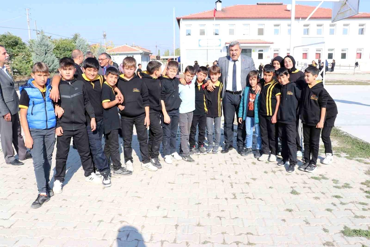 Afyonkarahisar İl Milli Eğitim Müdürü: Okullarda Kayıt Parası Alınmıyor