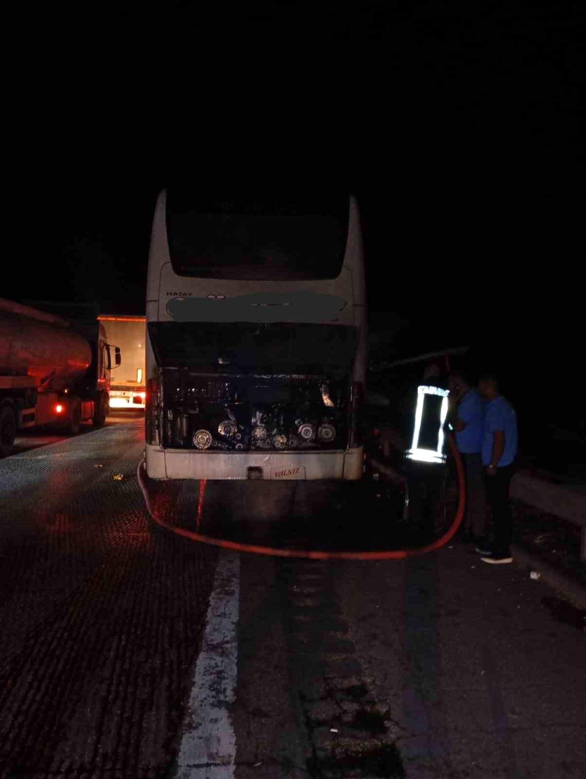 Tarsus\'ta yolcu otobüsünde yangın çıktı