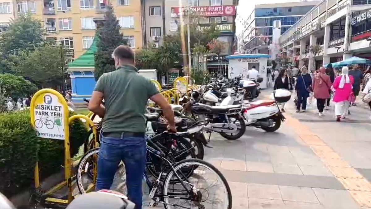 İzmit\'te Yayalara Ait Alanda Motosiklet Kullanımına Ceza