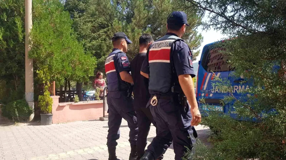 Karabük\'te Uyuşturucu Haplarla Yakalanan Şüpheli Tutuklandı