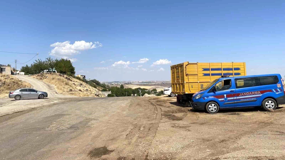 Diyarbakır\'da 16 Gündür Kayıp Olan 8 Yaşındaki Narin Gürkan\'ın Arama Çalışmaları Devam Ediyor