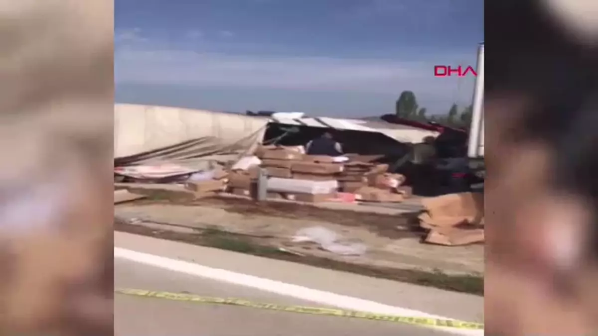 Amasya\'da Süt Yüklü Tanker ile TIR Çarpıştı: 1 Yaralı