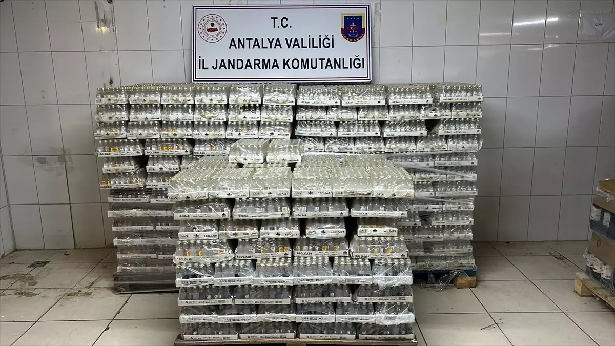 Manavgat\'ta Kaçak Alkol Operasyonu: 1070 Litre Ele Geçirildi