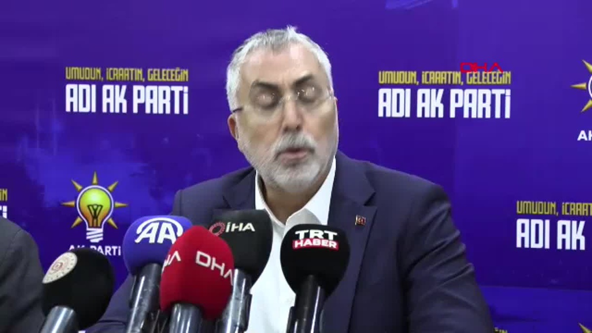 Bakan Işıkhan Düzce\'de Esnaflarla Bir Araya Geldi