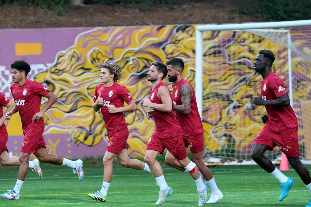 Galatasaray Rizespor Maçına Hazırlanıyor