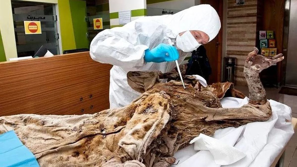 İran\'da antik Pers dönemine ışık tutan 10.000 yıllık tuz mumyaları keşfedildi