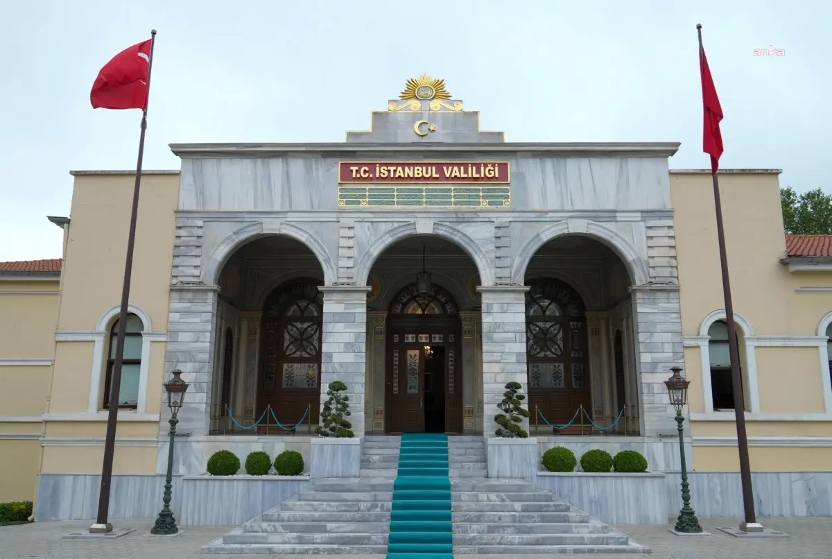 İstanbul\'da Okul Saatleri Değişti: Eğitim 10.00-15.00 Arasında Yapılacak