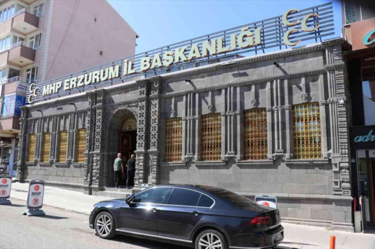 MHP, Rus komutanlığı olarak da kullanılan 112 yıllık tarihi konağı satın aldı