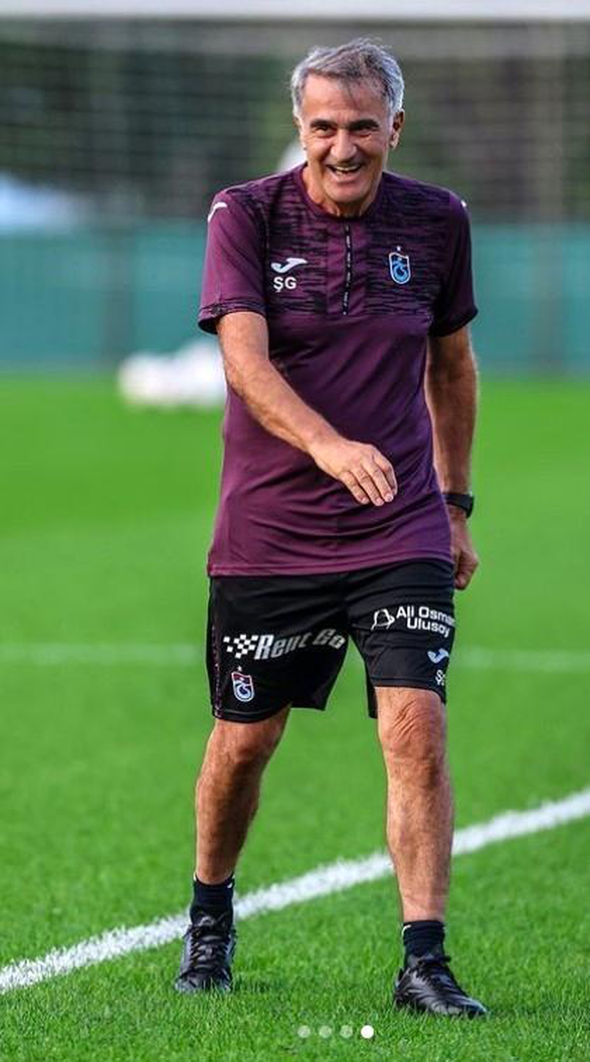 Şenol Güneş, Trabzonspor ile İlk Antrenmanına Çıktı