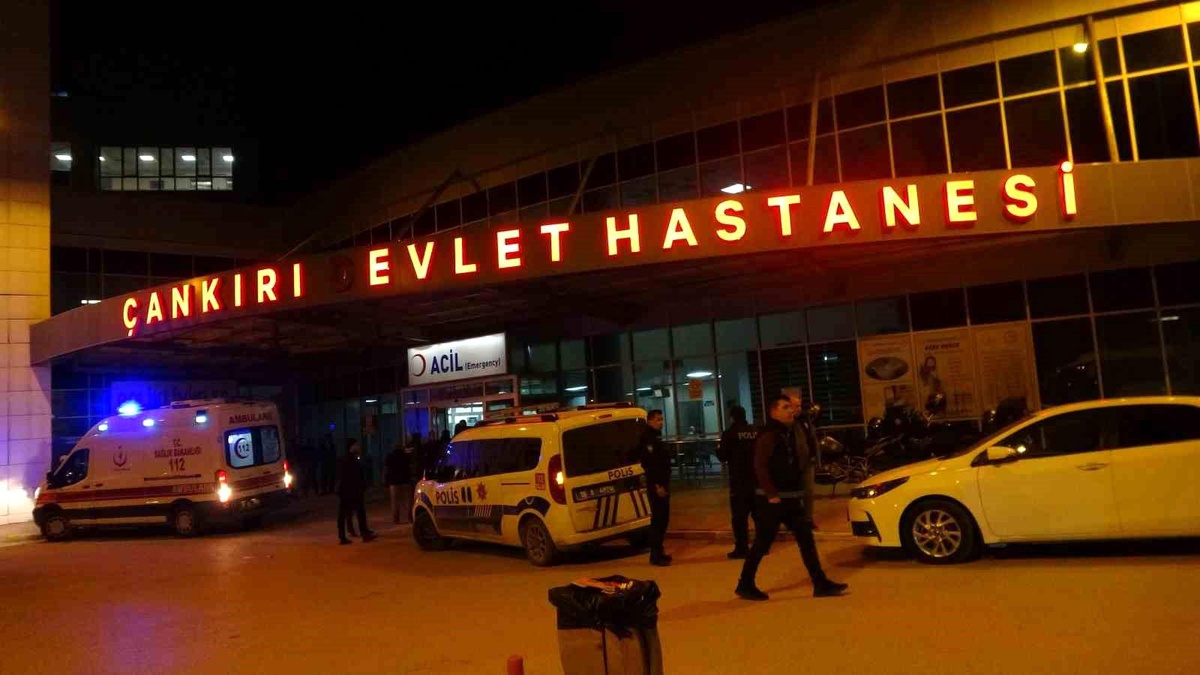 Çankırı\'da Takla Atan Otomobilde İki Kişi Yaralandı