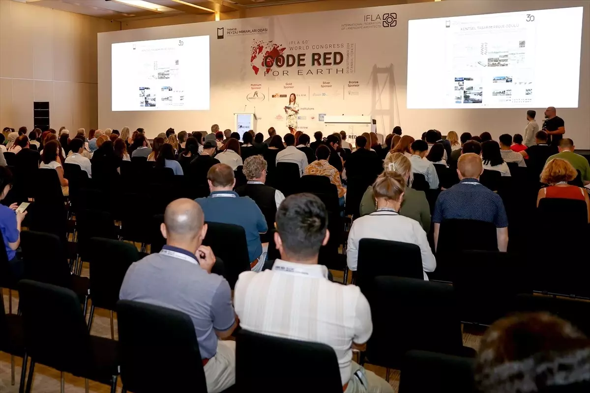 AA Muhabiri Yıldız Nevin Kasım, İletişim Ödülü\'nün Sahibi Oldu