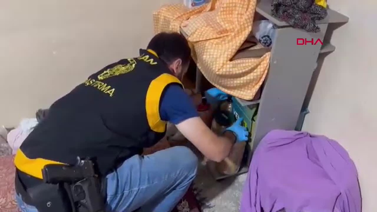 Polis, Bulgur Tenceresinden Silah Çıkardı