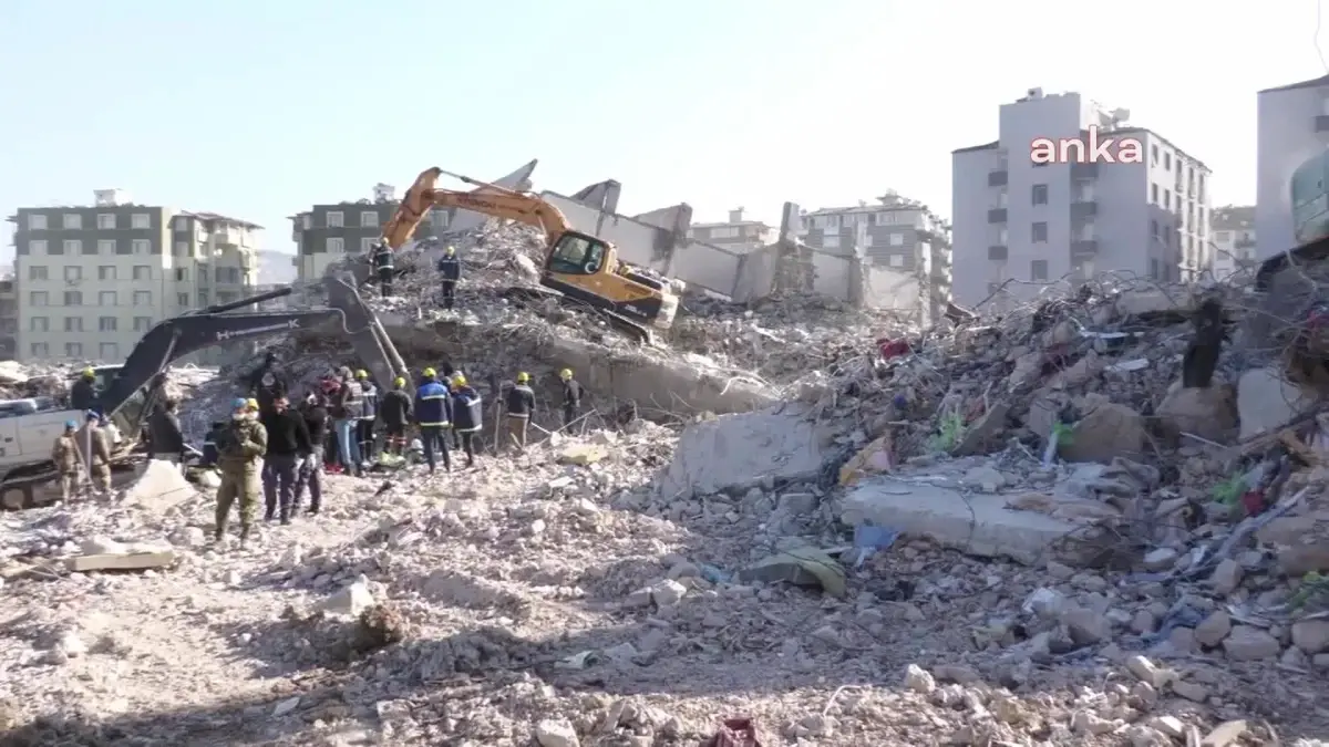 Hatay\'da depremde yıkılan Atilla Eren Apartmanı davasında ikinci duruşma görüldü