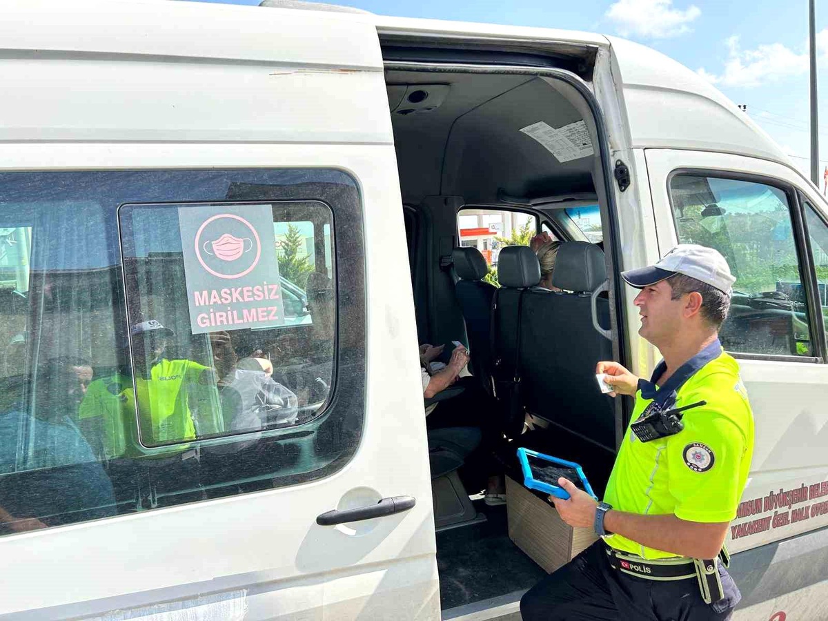 Samsun Bafra Bölge Trafik Denetleme İstasyonu\'ndan Emniyet Kemeri Denetimi