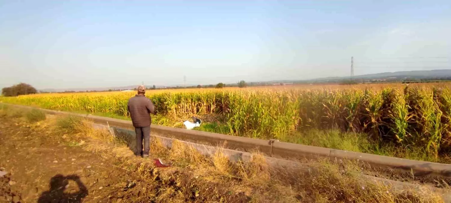 Çanakkale\'de Trafik Kazası: İki Kişiden Biri Hayatını Kaybetti