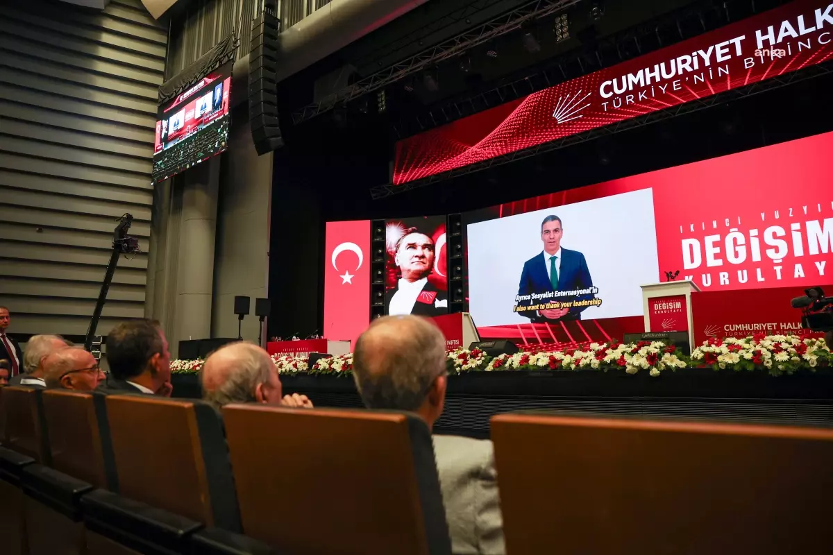 Sosyalist Enternasyonal Başkanı ve İspanya Başbakanı Pedro Sanchez ile Avrupa Sosyalist Partisi Başkanı ve eski İsveç Başbakanı Stefan Löfven\'den CHP\'ye tebrik mesajı