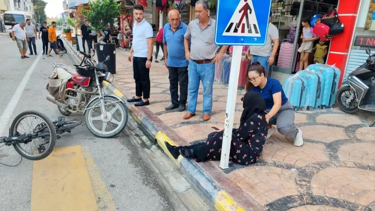 Hatay\'da Motosiklet ve Bisiklet Kazası