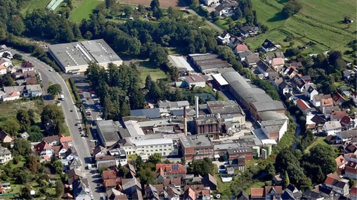 İş Holding\'in satın aldığı 200 yıllık kağıt fabrikası iflasını istedi