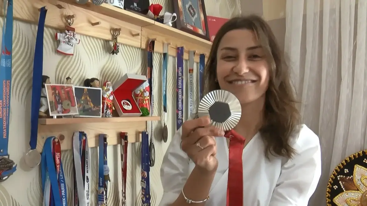 Gamze Gürdal, Paralimpik Oyunları\'nda Gümüş Madalya Kazandı