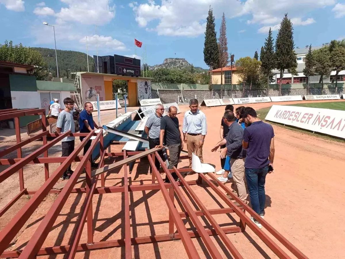 Muğla Atatürk Stadyumu Yenileme Çalışmaları Devam Ediyor