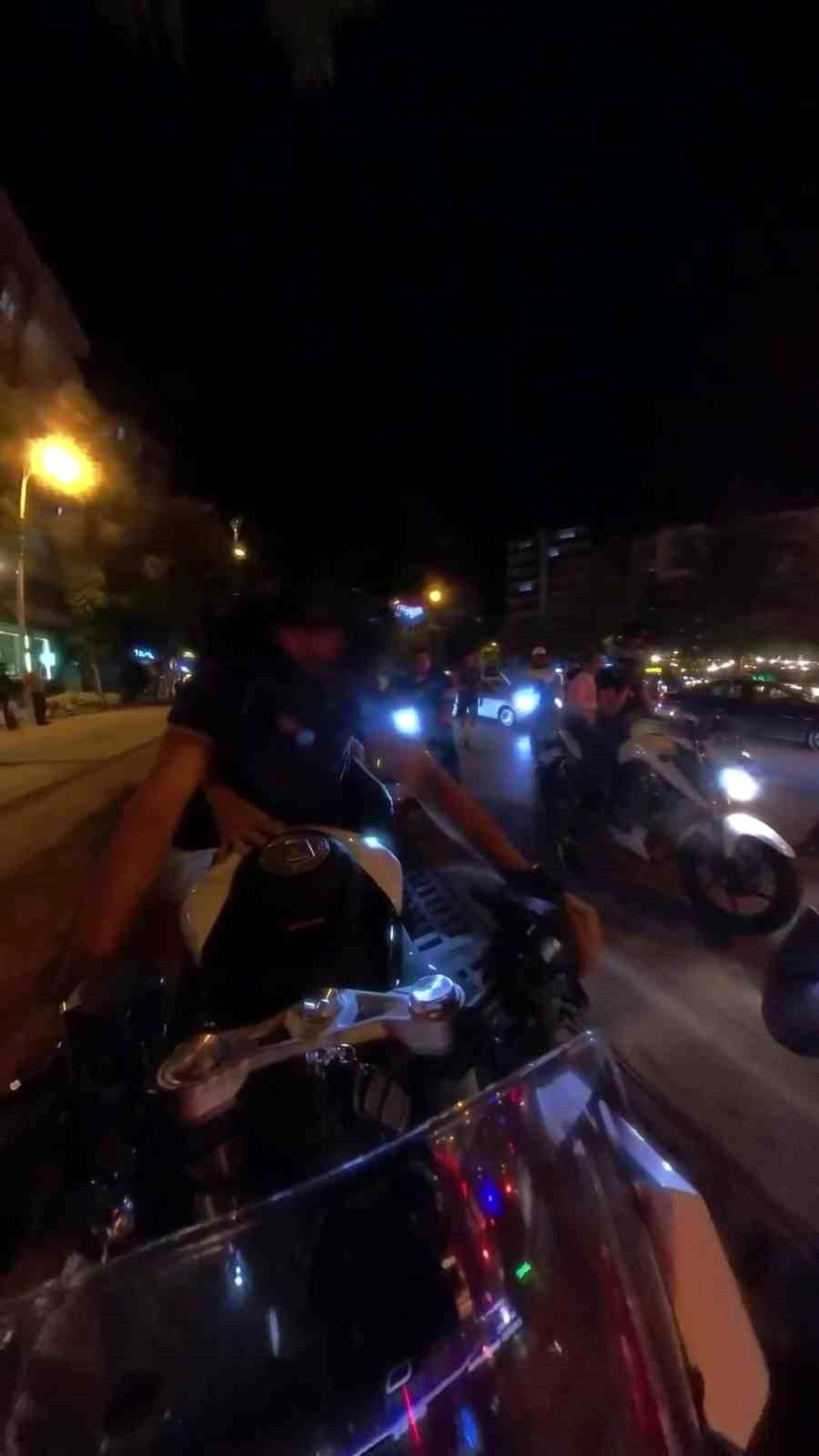Motosiklet Sürücüsünden Polisi Bypass Eden Kaçış
