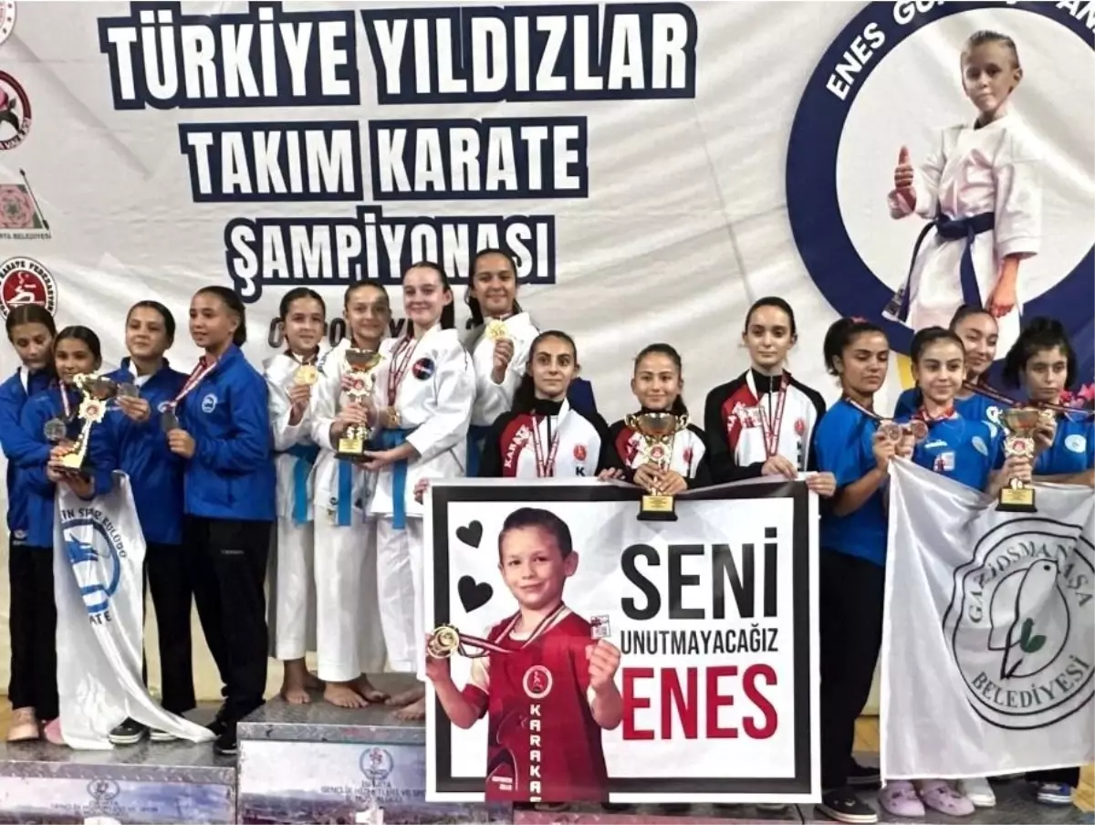 Tavşanlı Belediyesi Karate Takımı Türkiye Şampiyonu