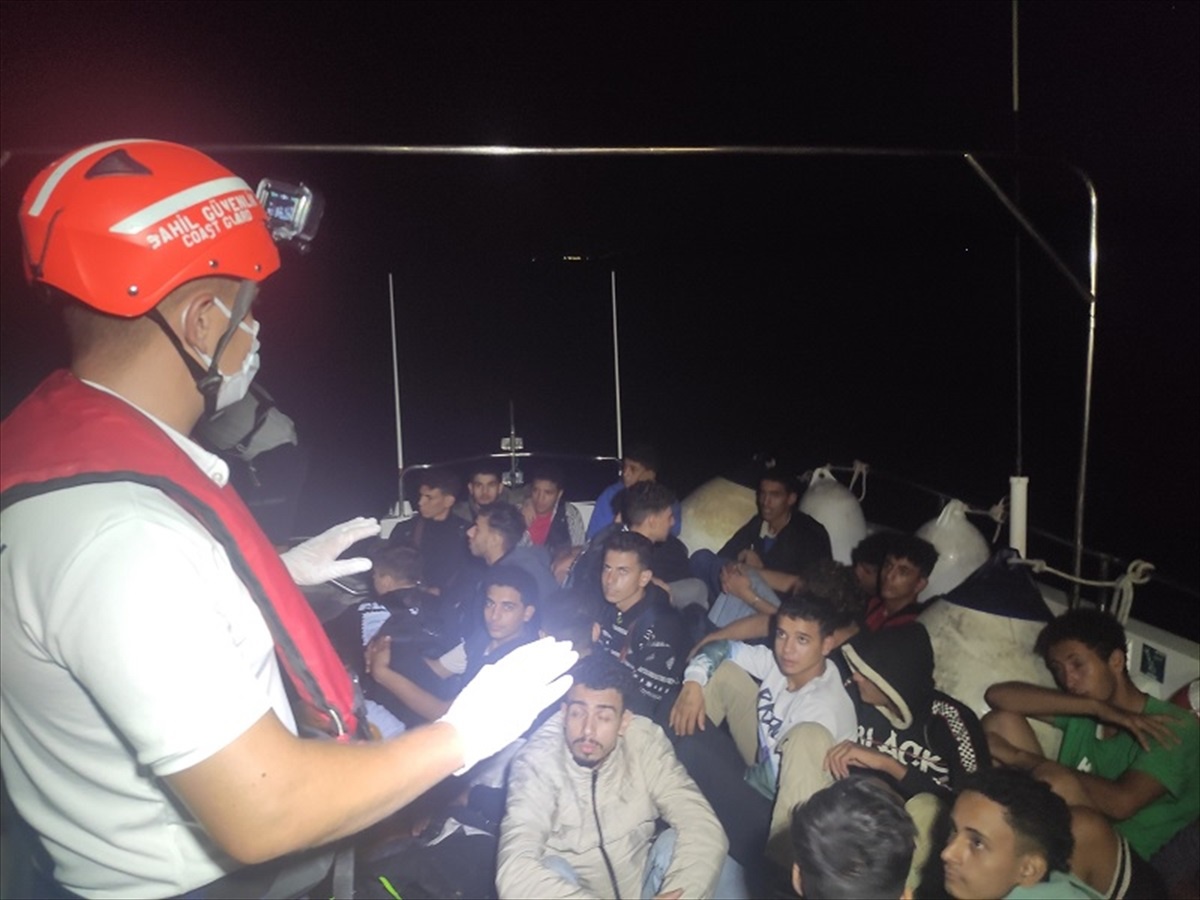 Fethiye\'de 28 Düzensiz Göçmen Yakalandı