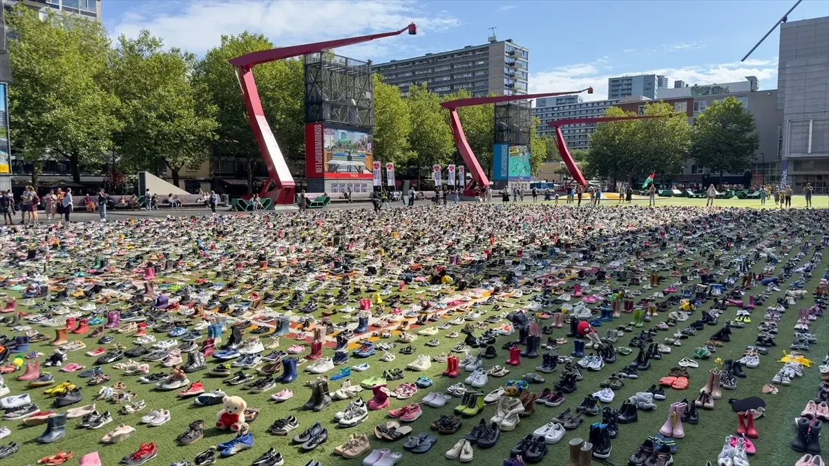 Rotterdam\'da Filistinli Çocuklar İçin Anma Etkinliği