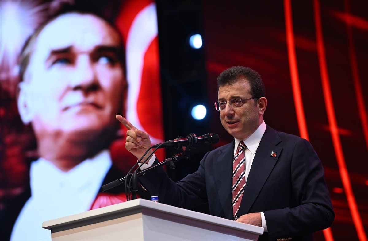 İmamoğlu\'ndan \'Siyasette Rekabet\' Vurgusu